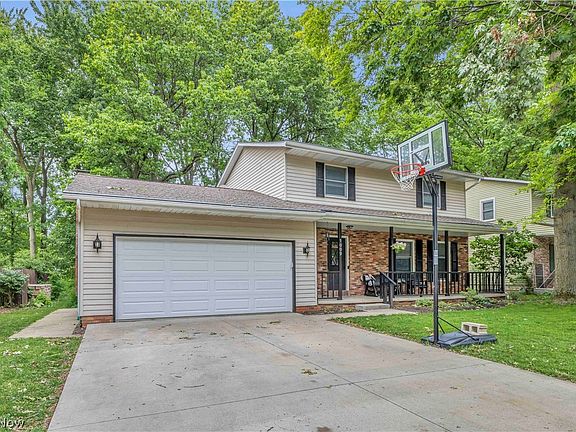 2nd image of 1009 Washington Dr