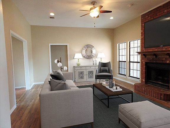 4th image of 204 Sherwood Oaks Dr