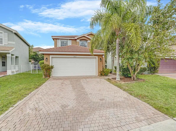 5461 Queenship Ct, Greenacres, FL 33463