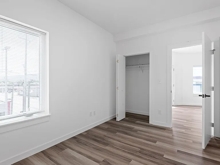 East Line Apartments | Modern Studio Apartments in Downtown Chattanooga — Photo 21