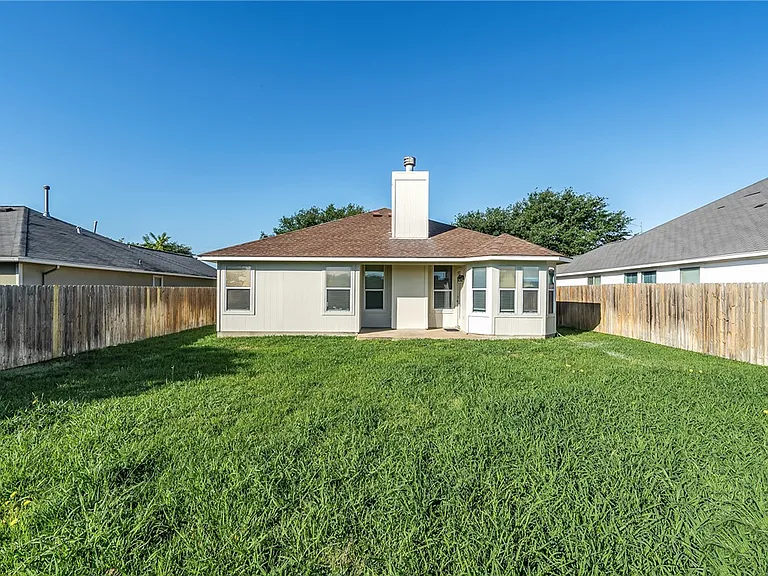 3715 Westfield Dr — Photo 16