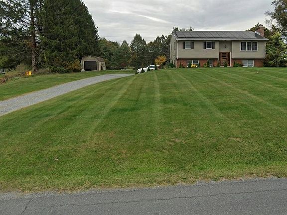2nd image of 1145 Highland Dr