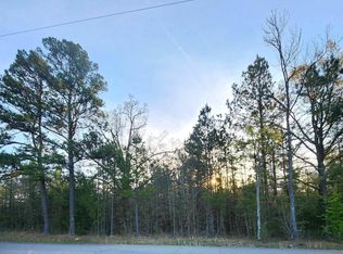 2 Reine St S, Mena, AR 71953