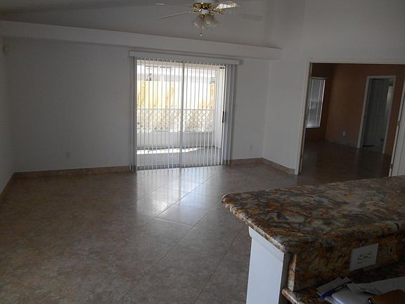 5th image of 2476 Saint Johns Ln