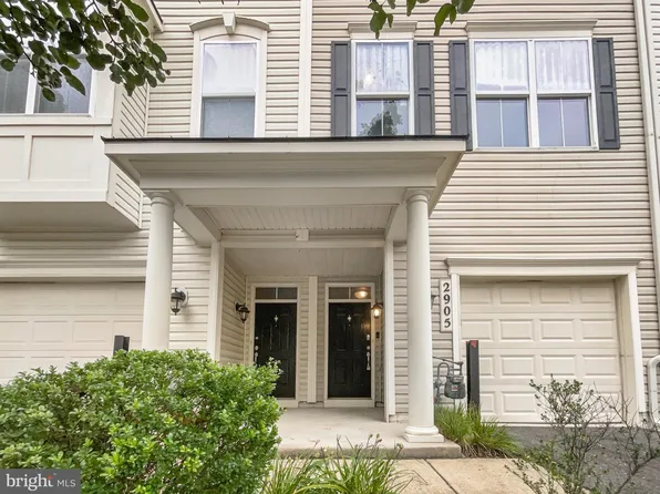 2905 Chinkapin Oak Ln, Woodbridge, VA 22191