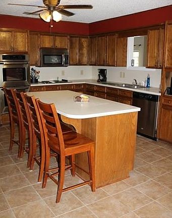 Kitchen with Island