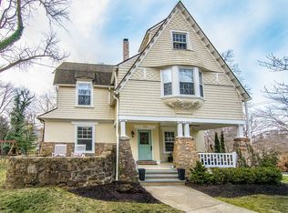 220 S Wayne Ave, Wayne, PA 19087