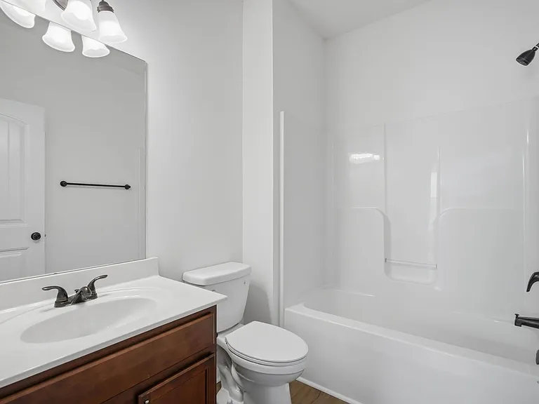 5060 Rialto Way — Photo 12