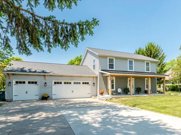 2613 Air Park Dr, Zeeland, MI 49464