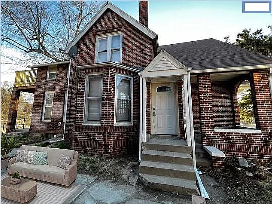 1st image of 3041 California St #2