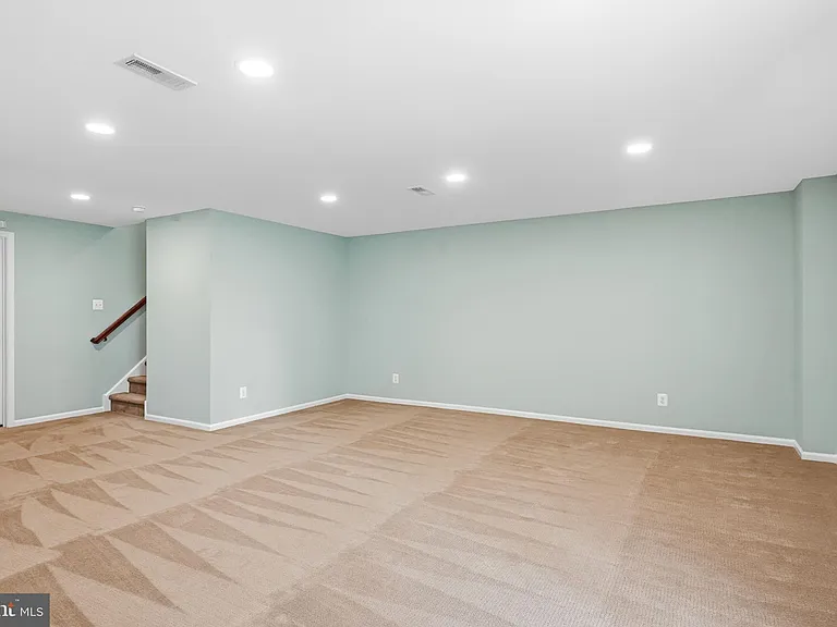 53 Overlook Dr — Photo 49