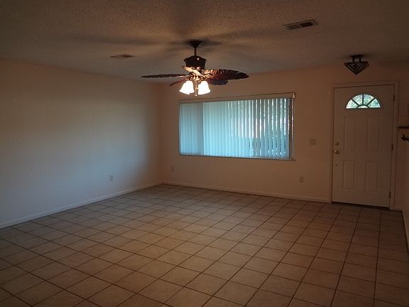3rd image of 2323 S Daytona Ave