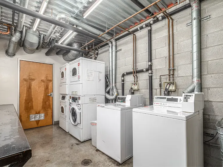 WM Lofts — Photo 13