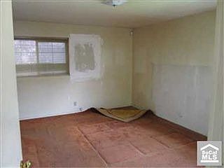 5th image of 2106 W Chateau Ave