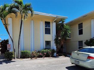 733 Hummingbird Way APT 6, North Palm Beach, FL 33408