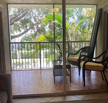 4th image of 284 Village Blvd APT 9208