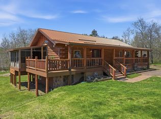 N6101 9th St, Spooner, WI 54801