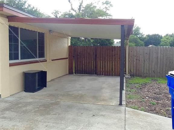 3rd image of 1420 Carolina Ave