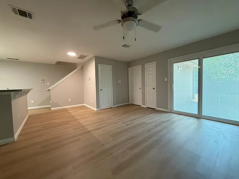 2906 Kestrel Dr #B — Photo 5