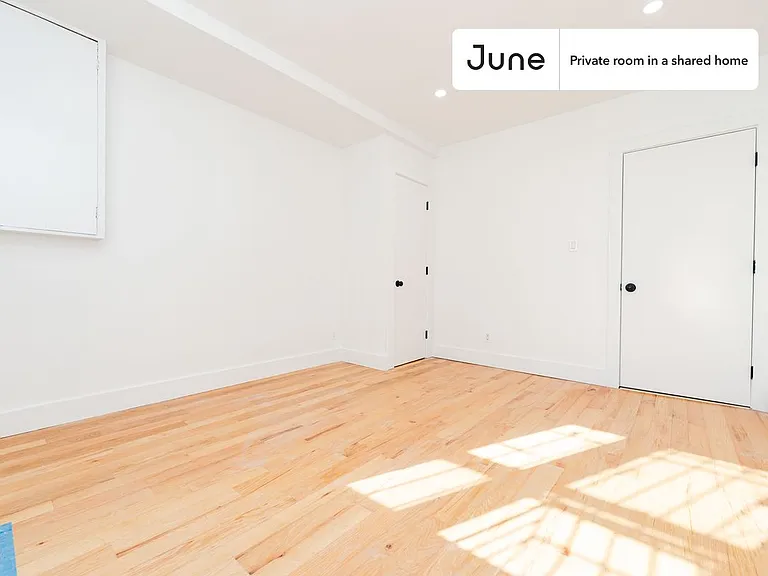 329 Pulaski St #C — Photo 5