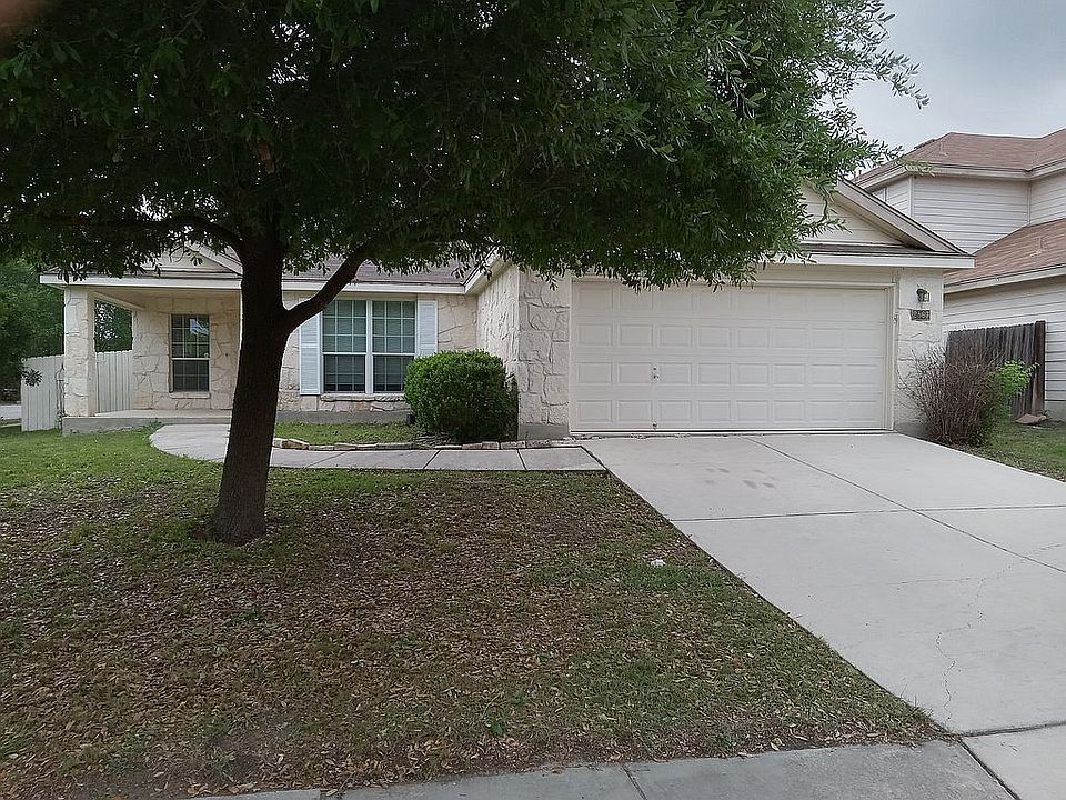 1st image of 2567 Dove Crossing Dr
