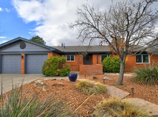 3817 Camino Don Diego NE, Albuquerque, NM 87111