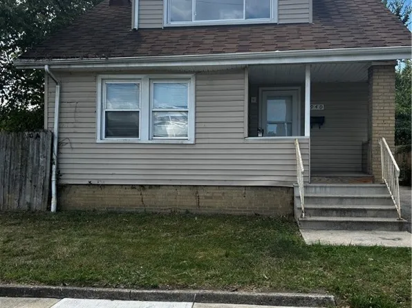 940 London Rd, Cleveland, OH 44110