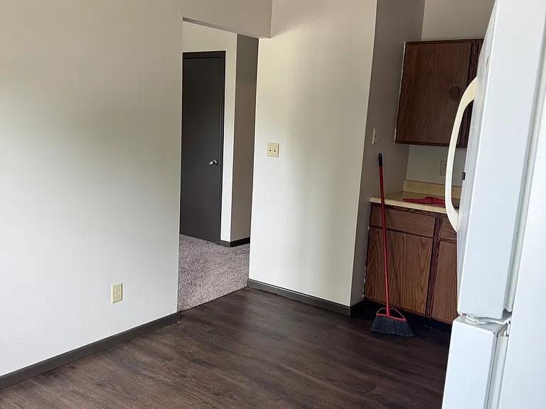 423 W North St #3B — Photo 6
