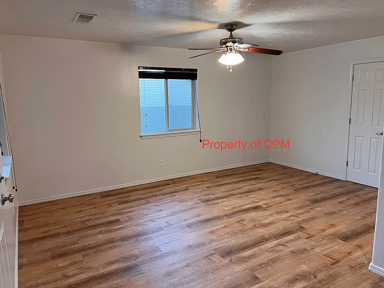 10526 W Landmark Ct — Photo 5