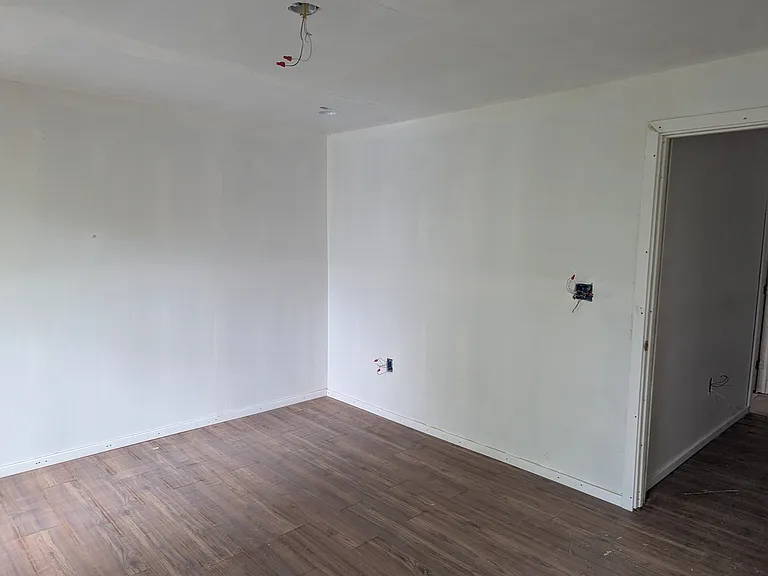 121 Wyoming St — Photo 4