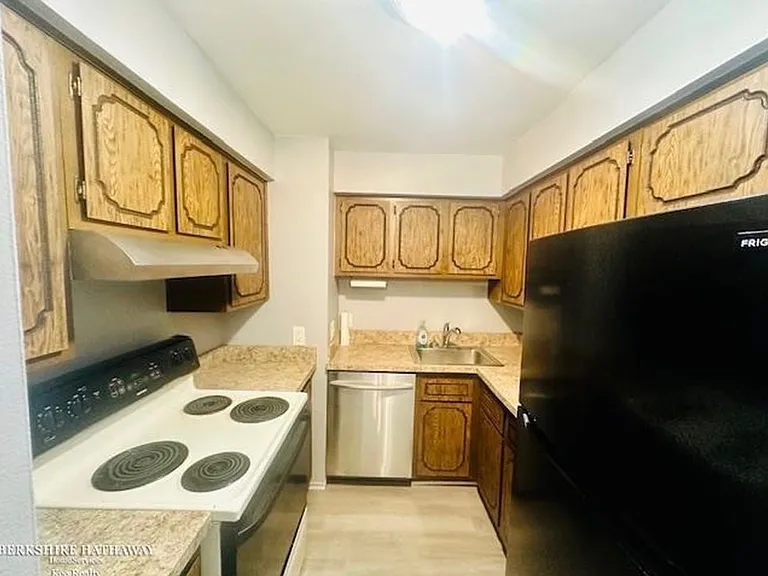 31555 Fraser Dr #19 — Photo 11