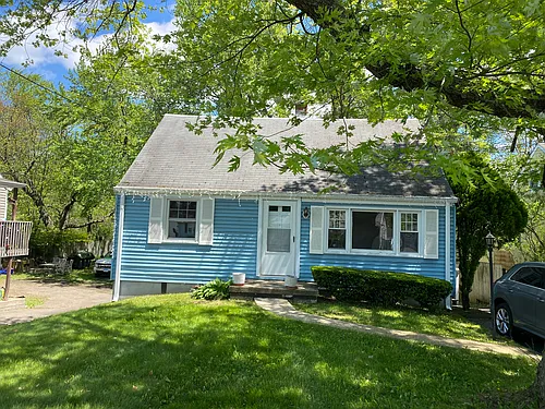 50 N Taylor Ave Photo 1