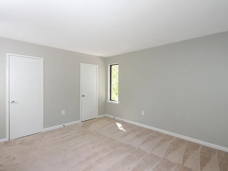 9647 Whiteacre Rd #B3 — Photo 11