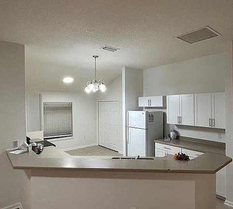 2nd image of 1837 CREEKVIEW Drive
