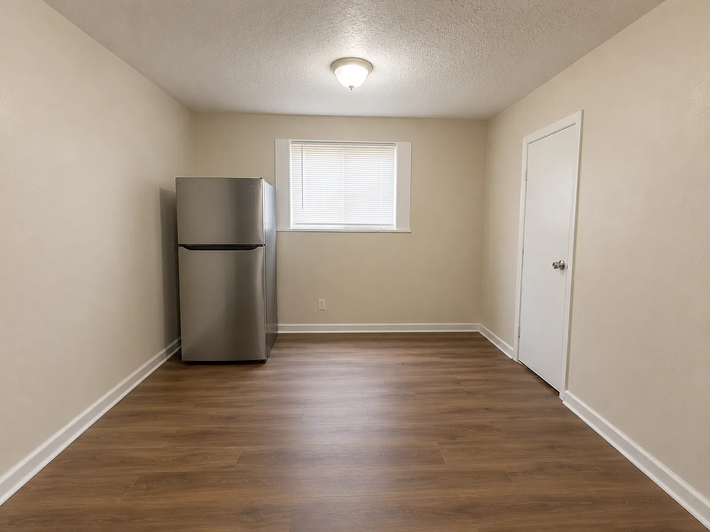 2 bed, 891 sqft, $1,100 — Photo 3