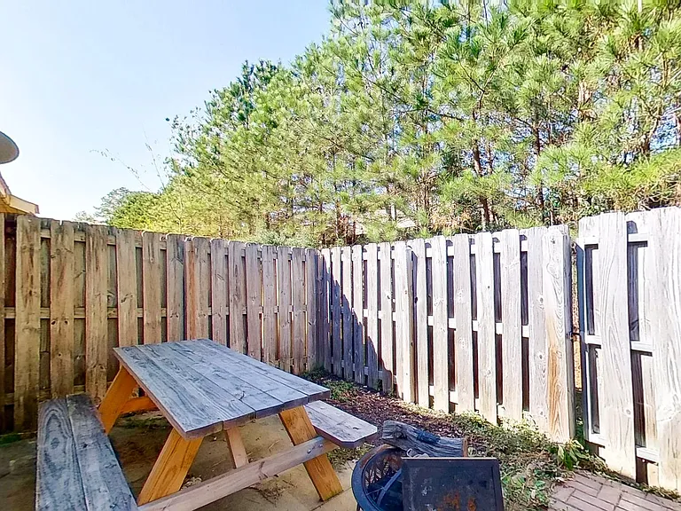 729 Whispering Willow Way — Photo 15