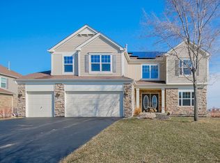 548 Regal Ln, Bolingbrook, IL 60490
