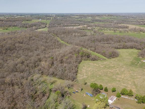 3rd image of 000 N Farm Rd 69