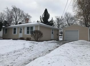 1623 Bond St, Green Bay, WI 54303