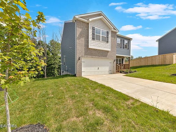 2nd image of 12380 Manhattan Ln