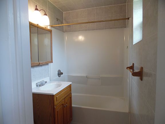 5th image of 1259 Richmond Ave