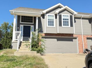 4009 Hawksbury Ct #92FC76119, Saint Joseph, MO 64506