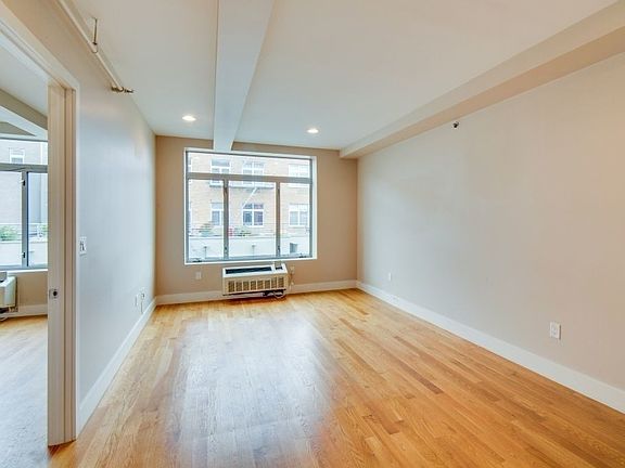 4th image of 96 Steuben St APT 2C