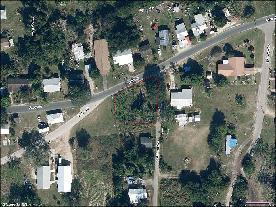 2nd image of 211 Geese St