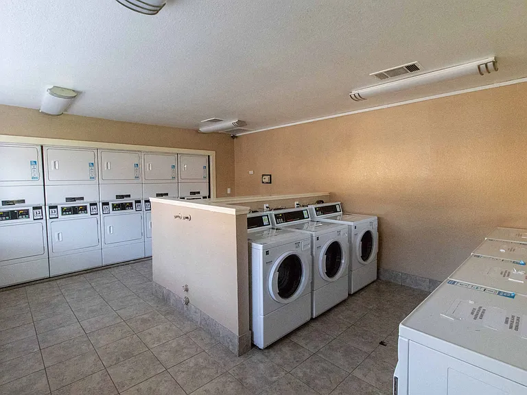 Meadowood Village Apartments — Photo 24