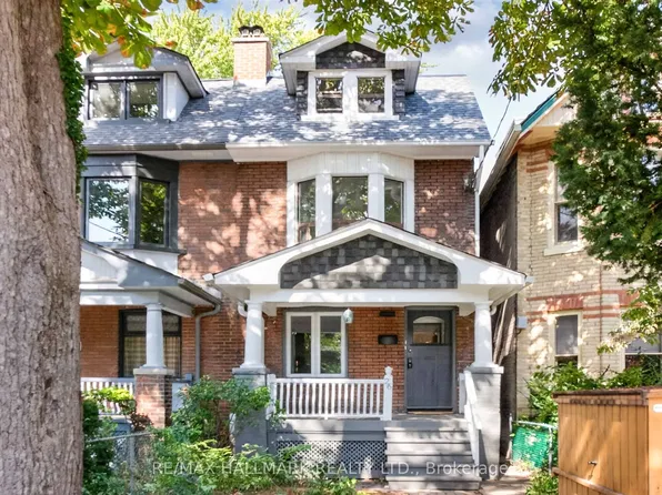 26 Pearson Ave, Toronto, ON M6R 1G1