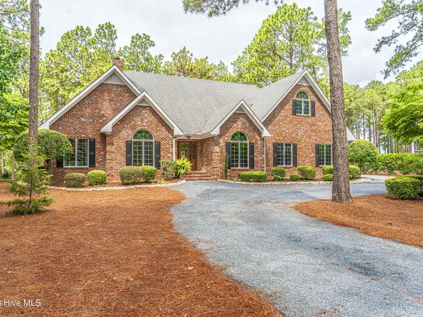 52 Mcmichael Drive, Pinehurst, NC 28374