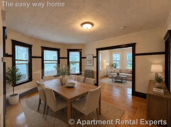 132 Auburn St #1, Medford, MA 02155
