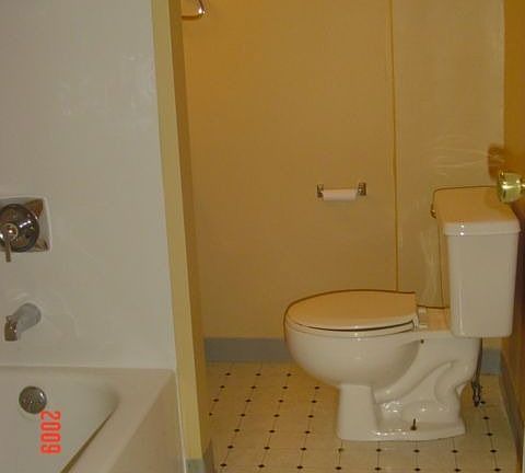5th image of 765 Fairwood Ave