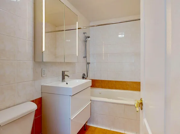 2900 East 29th Street image 11 of 23